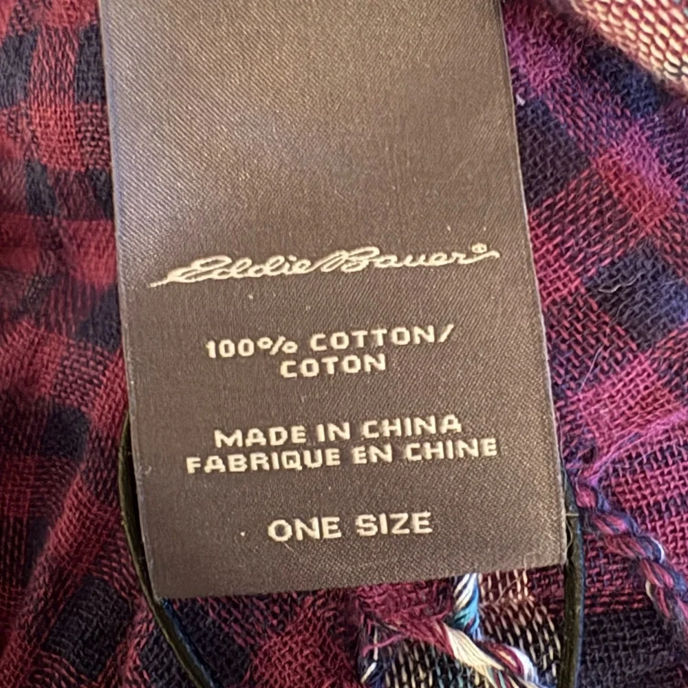 NWT Eddie Bauer 2 Sided Wrap